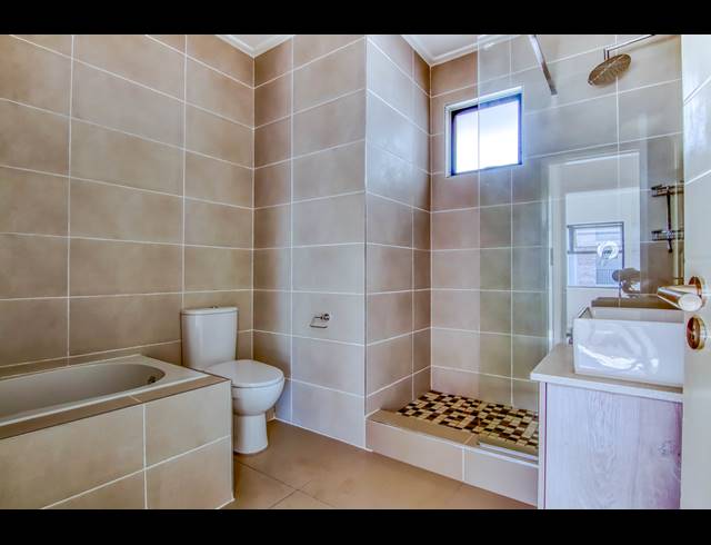 1 BEDROOM APARTMENT RENTED IN BRYANSTON
